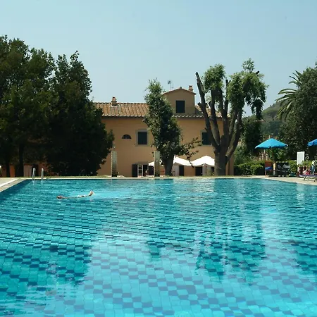 Ośrodek wypoczynkowy & Sant'anna Del Volterraio 4*
