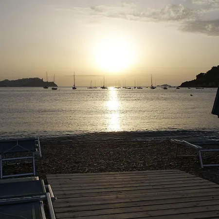 & Sant'anna Del Volterraio