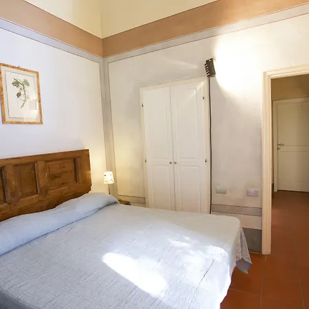 Ośrodek wypoczynkowy & Sant'anna Del Volterraio 4*