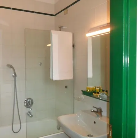 Resort Residenza Sant'anna Del Volterraio 5*