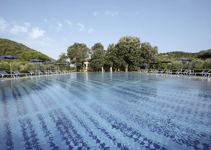 & Sant'anna Del Volterraio Resort