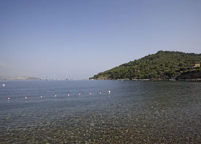 & Sant'anna Del Volterraio Resort Portoferraio