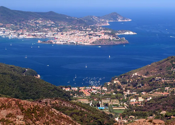 & Sant'anna Del Volterraio 4*