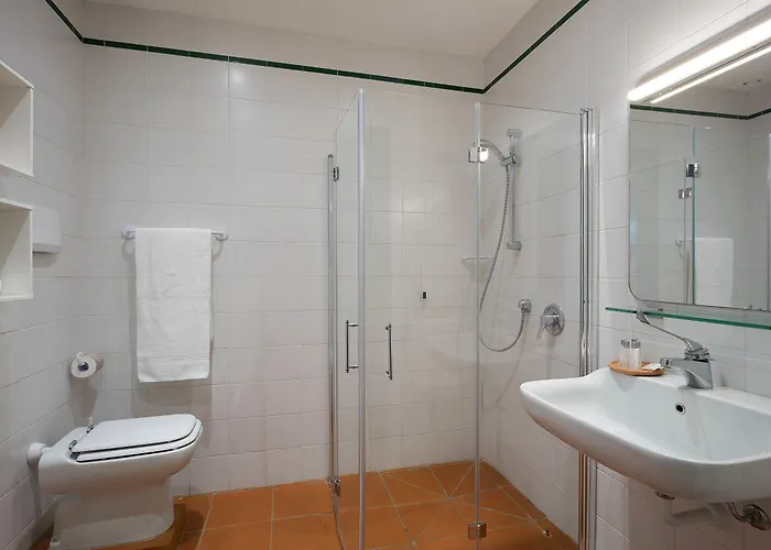 & Sant'anna Del Volterraio Resort 4*