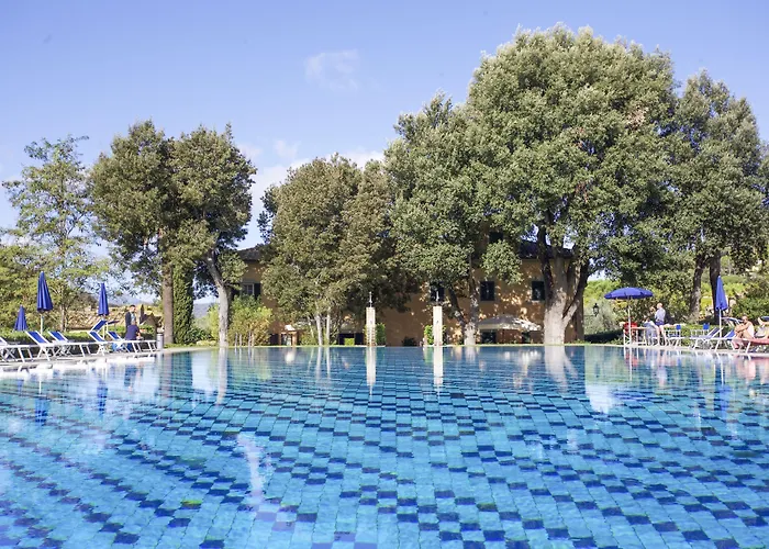 & Sant'anna Del Volterraio Resort 4*