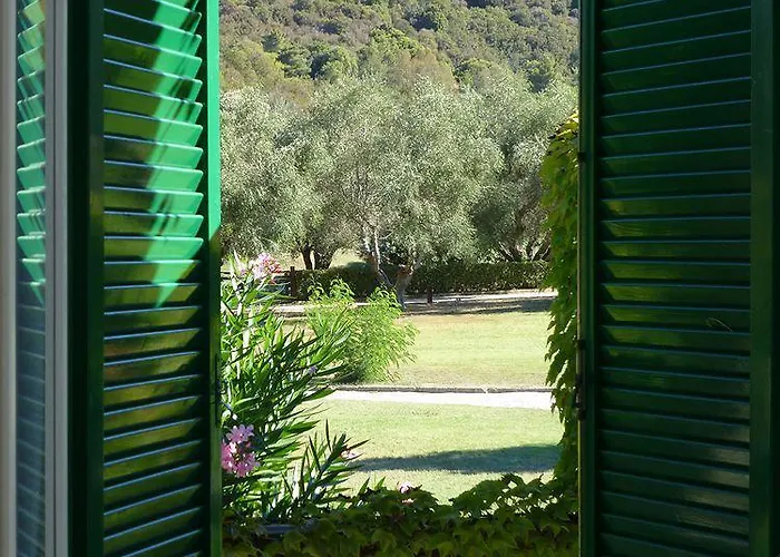 & Sant'anna Del Volterraio Resort