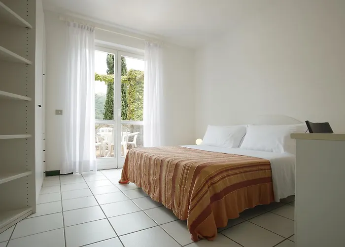 & Sant'anna Del Volterraio 4*